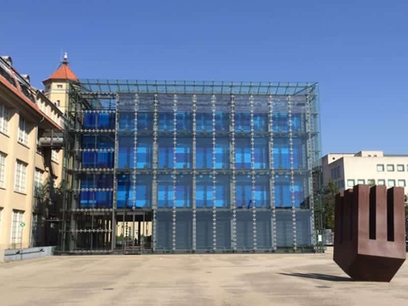 ZKM - Zentrum für Kunst und Medientechnologie