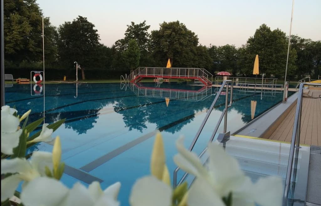 Freibad Edesheim - Das Familienbad
